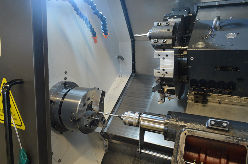 Función Introducción de la herramienta de torneado CNC